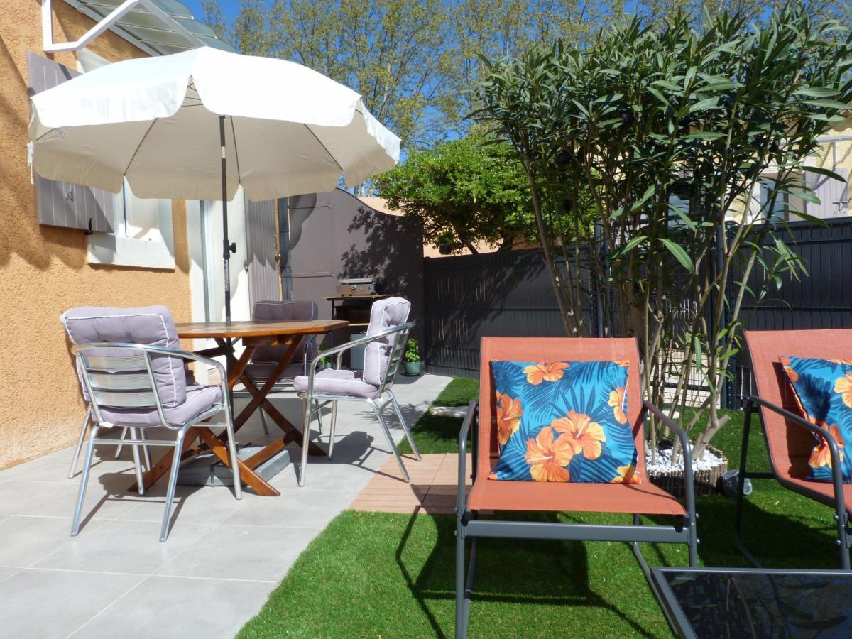 Appart Cosy Avec Son Exterieur Chaleureux,Piscine Et Parking Prive Fontvieille Eksteriør billede