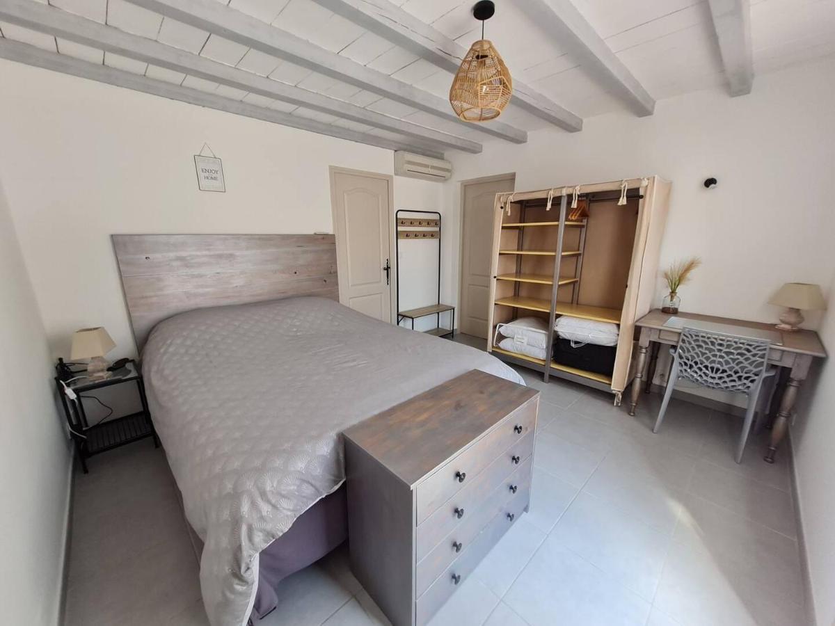 Appart Cosy Avec Son Exterieur Chaleureux,Piscine Et Parking Prive Fontvieille Eksteriør billede